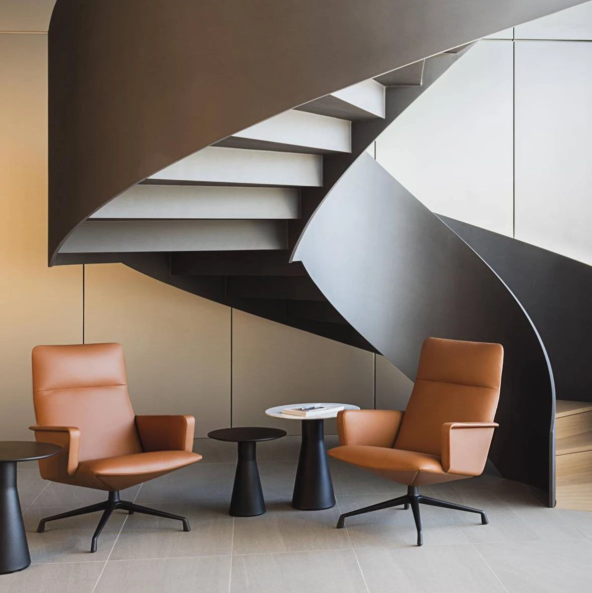 CAPRI LOUNGE – Image 4