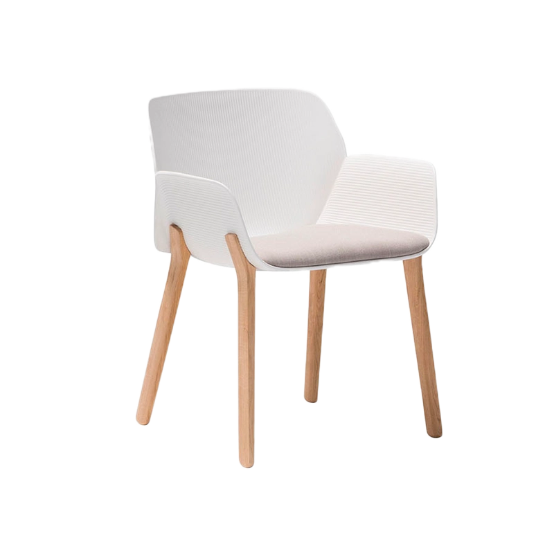 NUEZ PATRICIA URQUIOLA