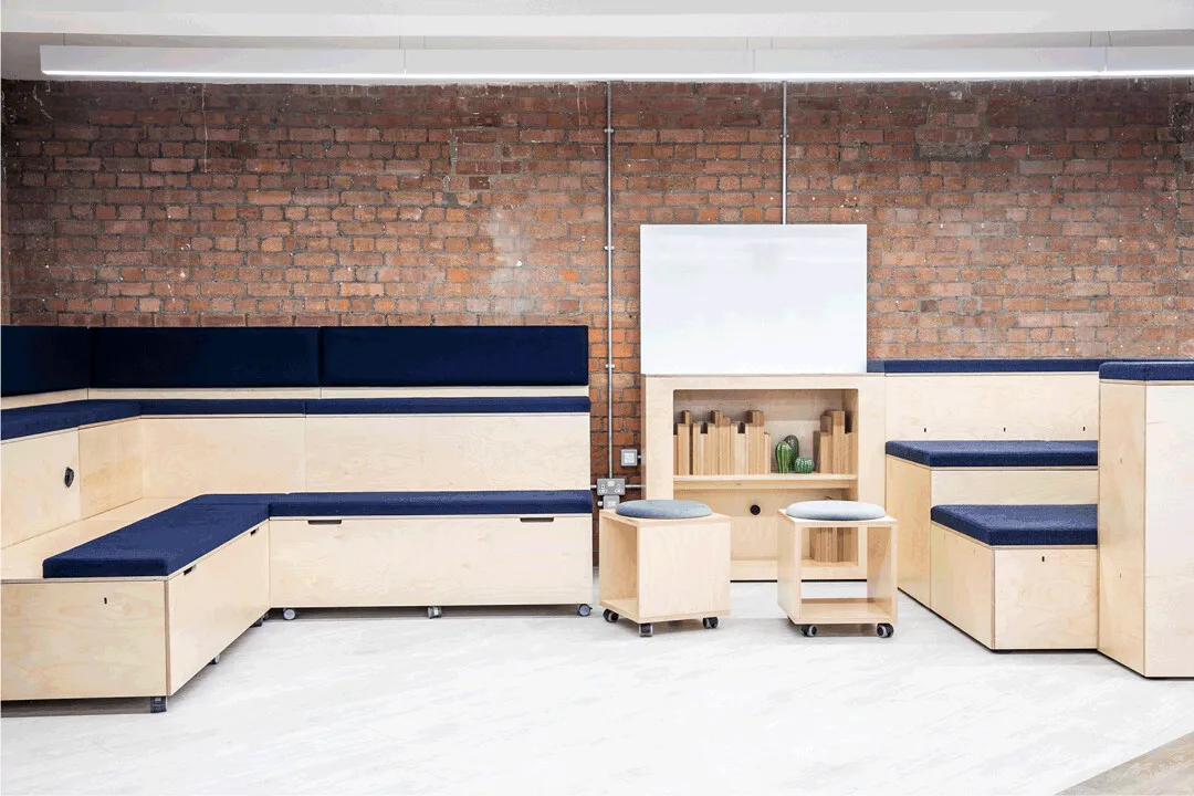 PLATFORM SEATING – Image 2