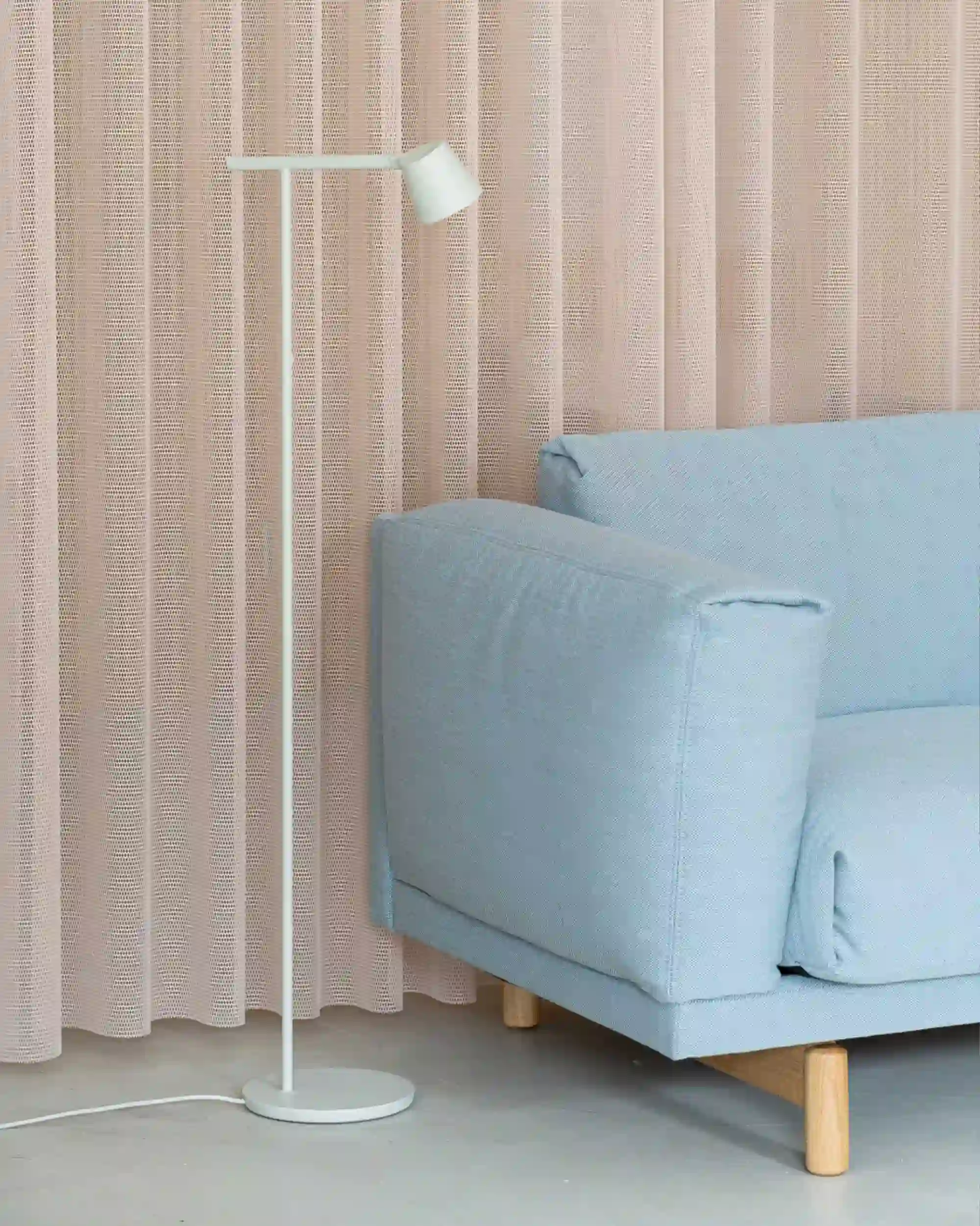 TIP FLOOR LAMP – Image 6