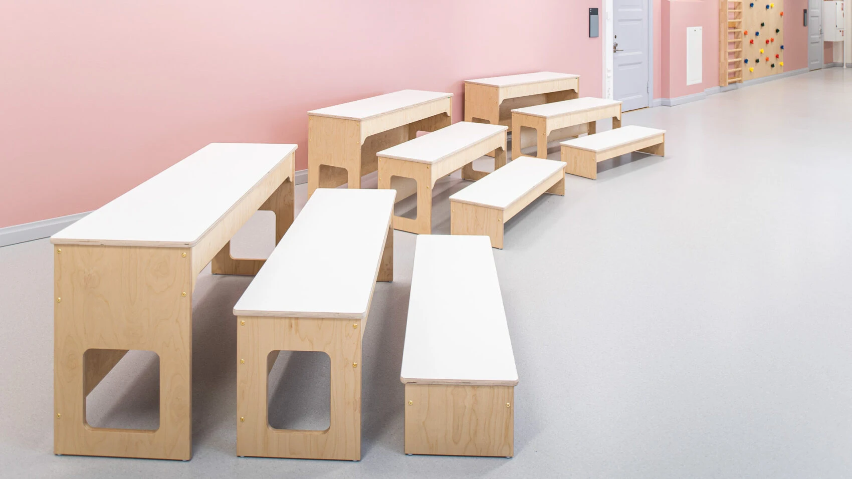 AUDITORIUM BENCH – Image 4