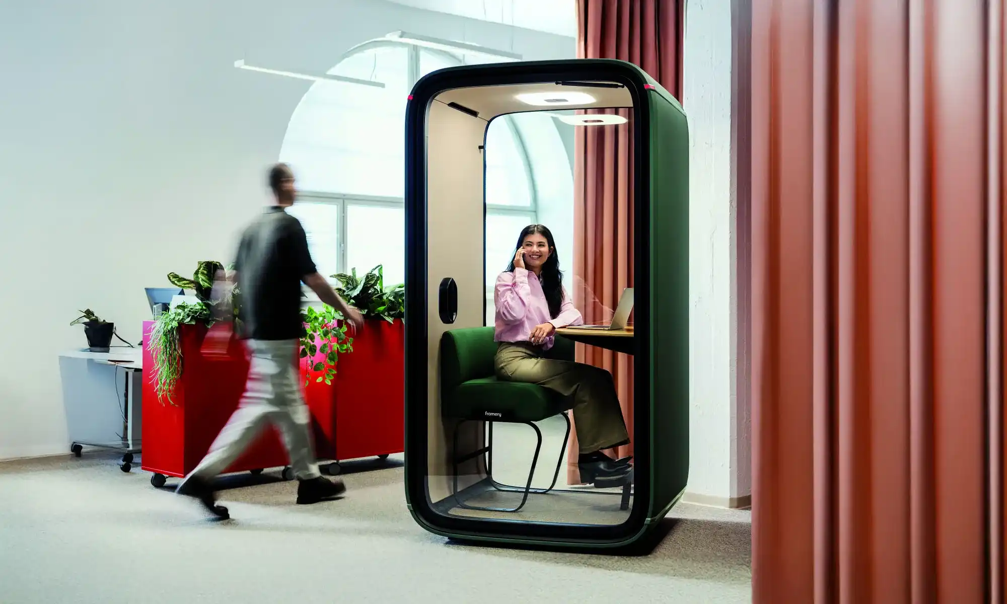 FRAMERY ONE LOUNGE – Image 5